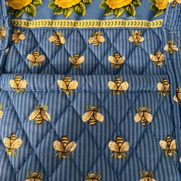 Vera Bradley Shoulder Bag - Picture 6 of 9